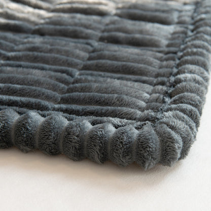 Non-Slip Chenille Sofa Cover — Quilted Seat Protector